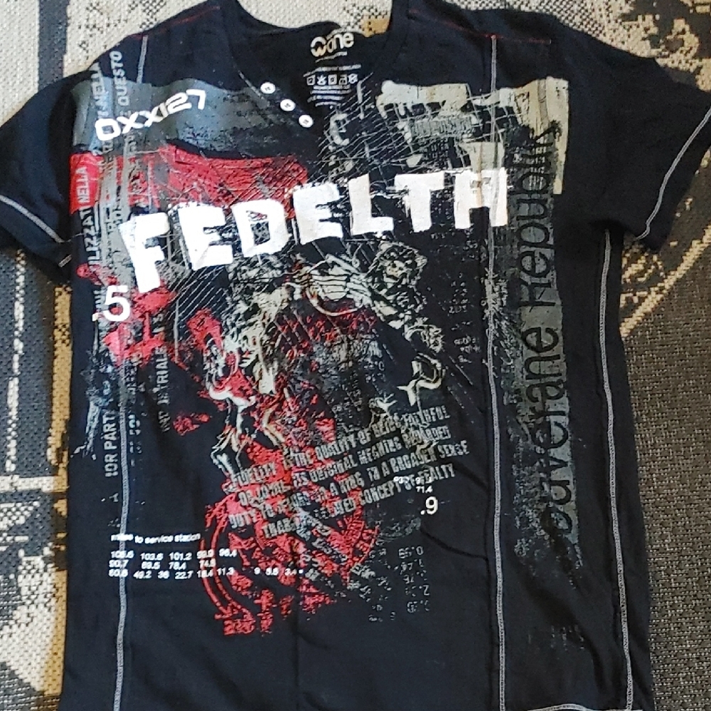✅$8 Add On -Black Graphic Tee with Red and White Accents Sz Med